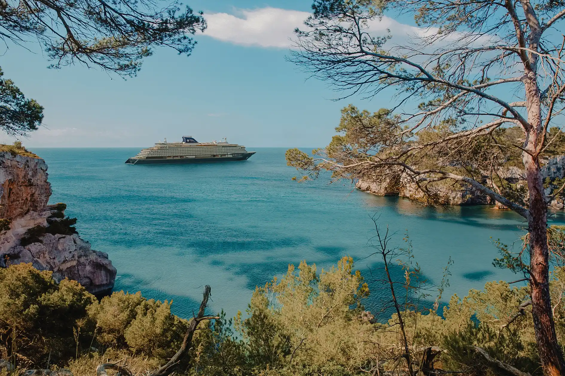 Mediterranean Cruise Guide: Choosing the Right Season, the Right Ship, the Right Ports